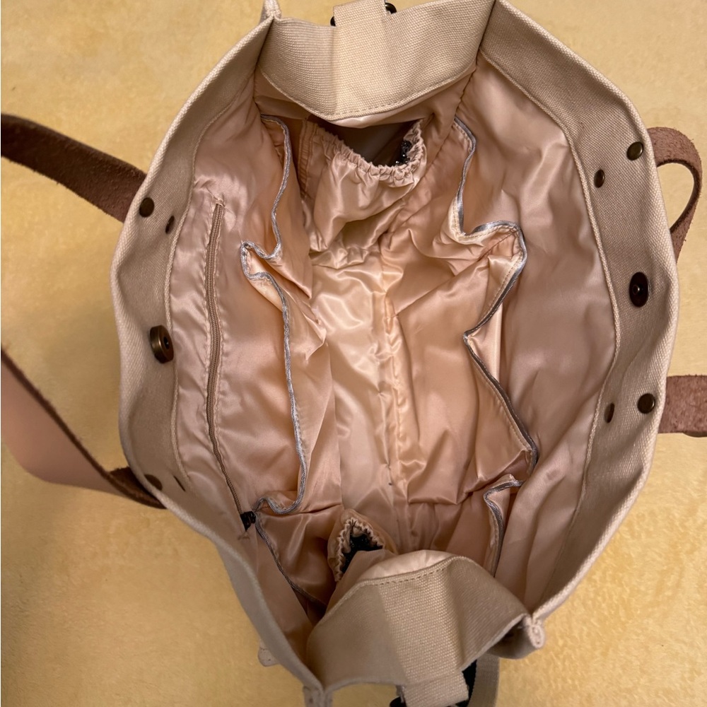 Bagging Rights cream colored tote bag - Picture 3 of 3